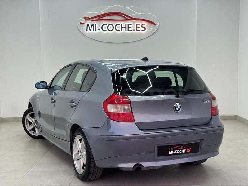 Usado BMW 120 Sport Line 150 CV (110 kW) 2005 Gris / plata Utilitario