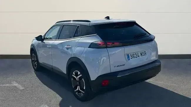 Usado Peugeot e-2008 Allure 114 kW (156 CV) 2024 Blanco SUV