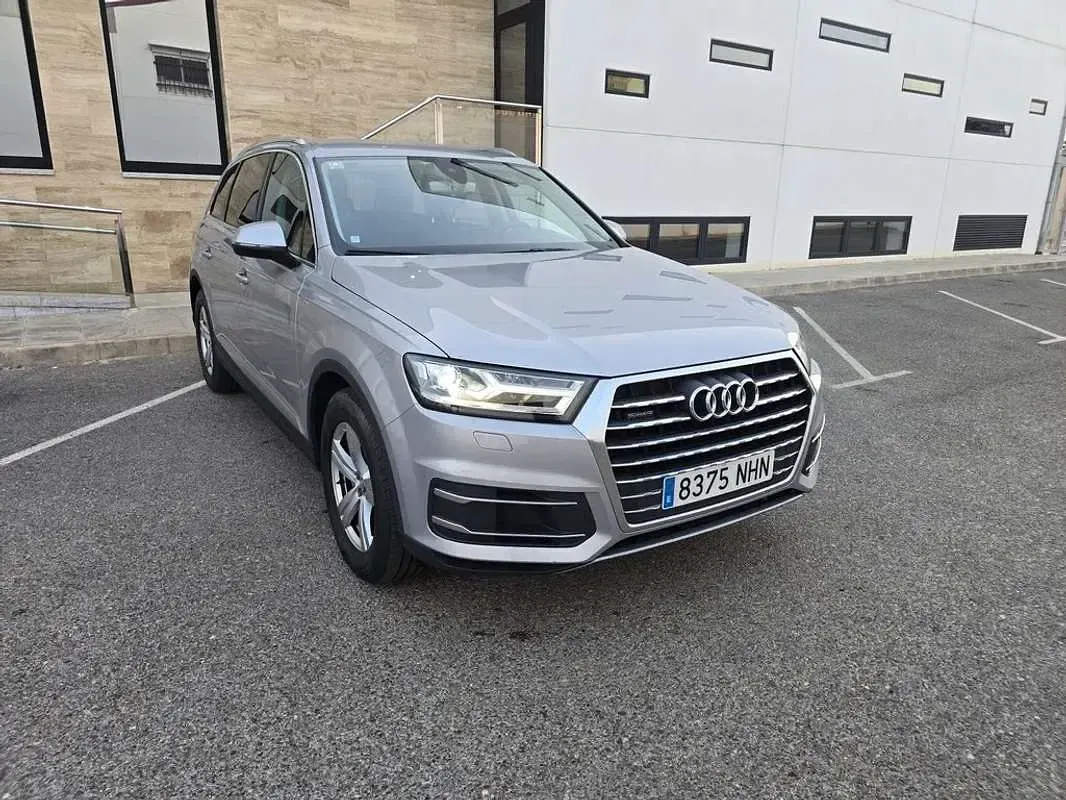 Usado Audi Q7 272 CV (200 kW) 2015 Gris SUV