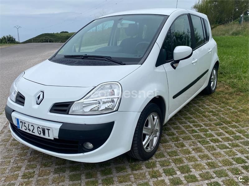 Blanco Usado 2010 Renault Grand Modus Dynamique Monovolumen | 3300 € (Un poco caro) - Imagen 1/4