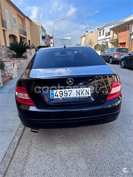 Usado Mercedes C220 Avantgarde 170 CV (125 kW) 2010 Negro Berlina