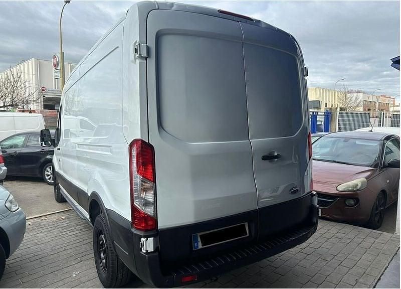 Usado Ford Transit Ambiente 125 CV (91 kW) 2023 Blanco Van
