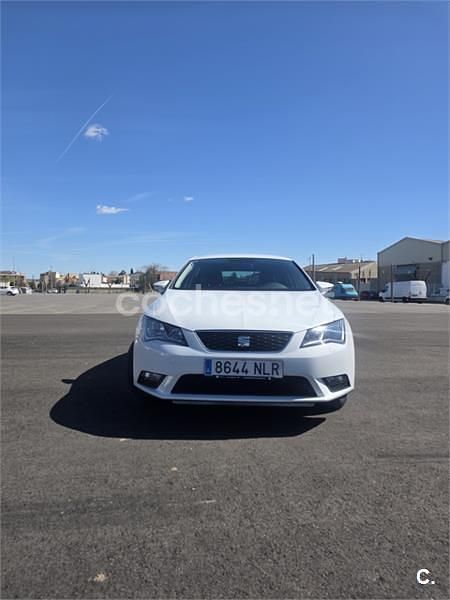 Usado Seat Leon Reference 86 CV (63 kW) 2016 Blanco Berlina