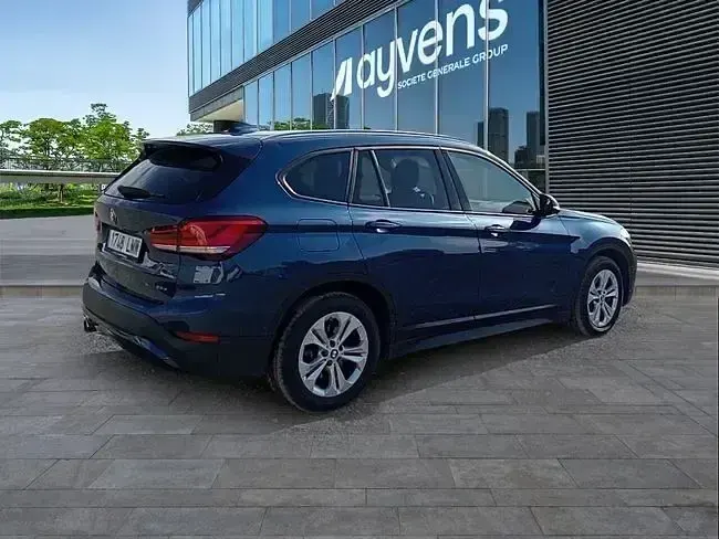 Usado BMW X1 Executive 220 CV (161 kW) 2021 Azul SUV