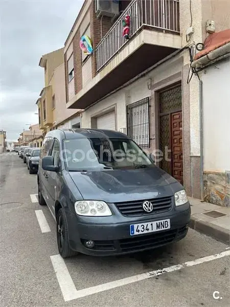 Usado VW Caddy Maxi Life 104 CV (76 kW) 2008 Verde Monovolumen