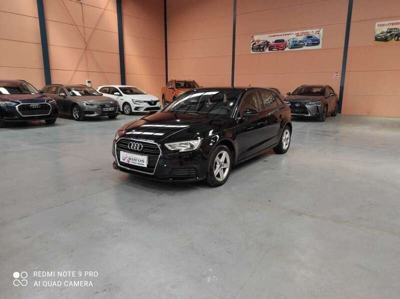 Negro Usado 2018 Audi A3 Utilitario | 19.400 € (Un poco caro) - Imagen 1/4