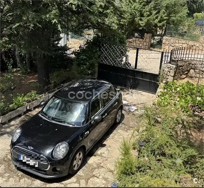 Usado Mini ONE 102 CV (75 kW) 2015 Negro Utilitario
