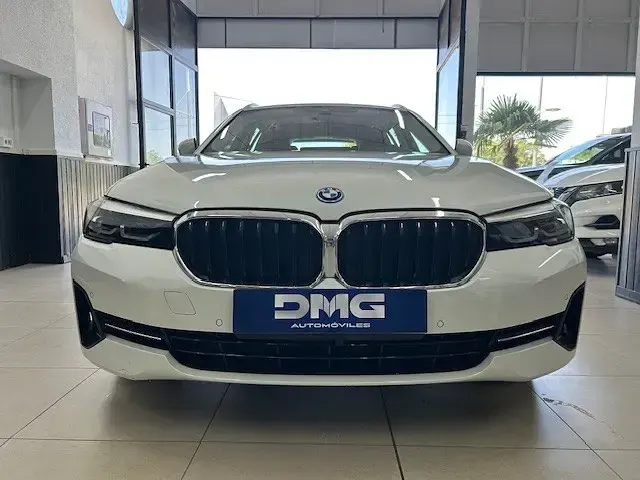 Usado BMW 530e 292 CV (214 kW) 2021 Blanco Familiar