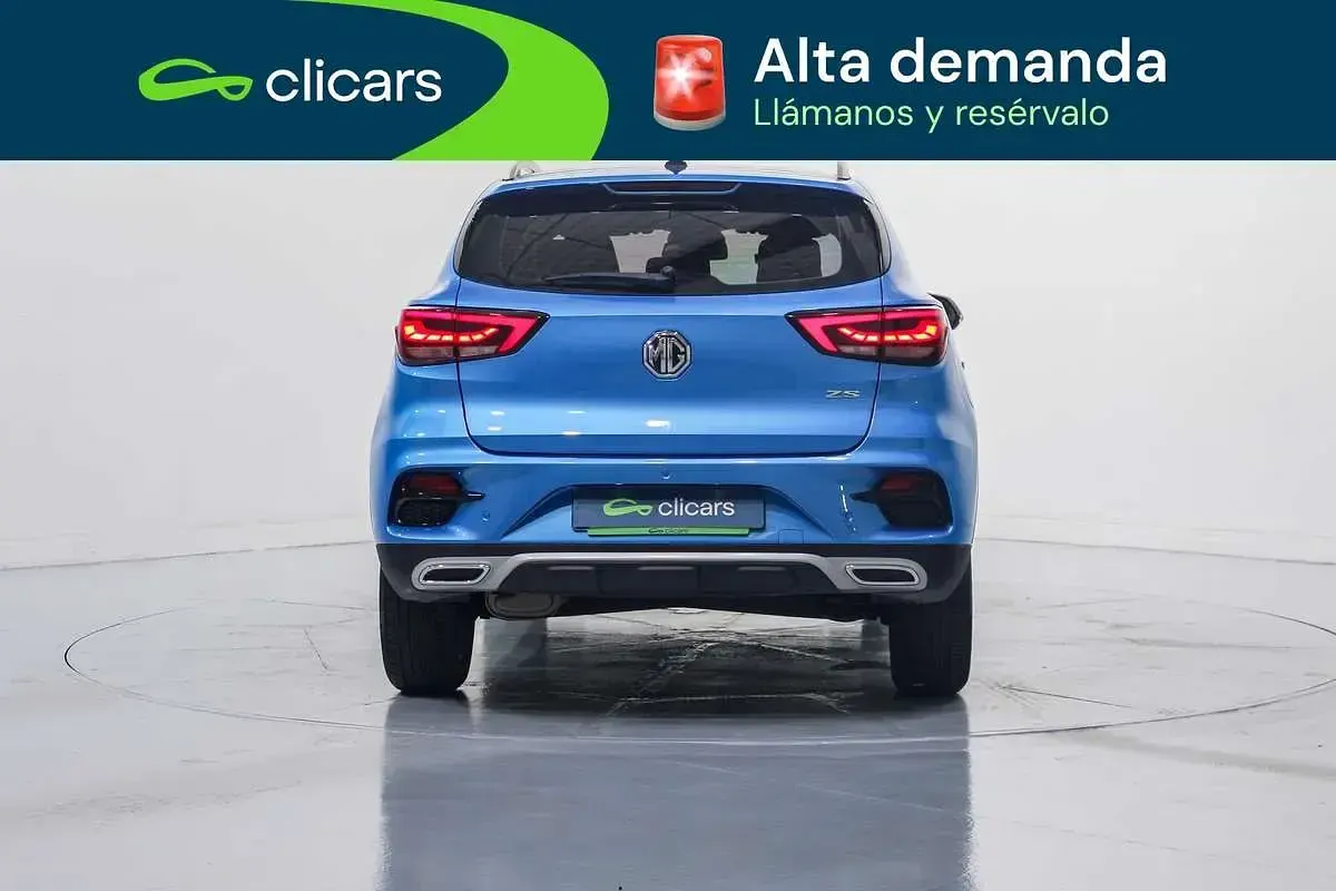 Usado MG ZS Comfort 106 CV (77 kW) 2024 Azul SUV