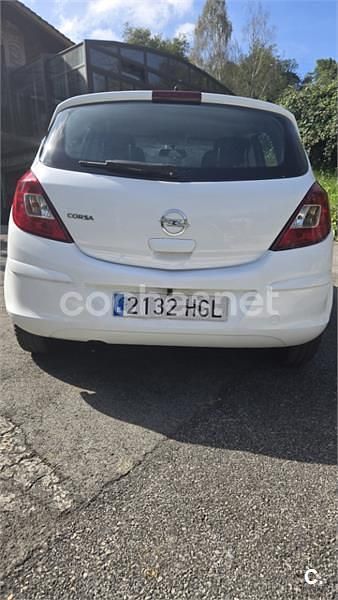 Usado Opel Corsa 75 CV (55 kW) 2011 Blanco Utilitario