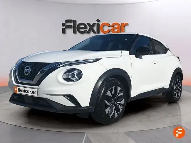 Usado Nissan Juke Acenta 114 HP (83 kW) 2022 Branco SUV