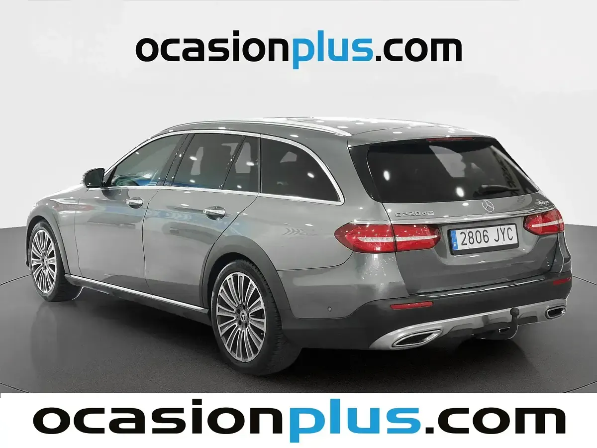 Usado Mercedes E220 All-Terrain 194 CV (142 kW) 2017 Gris Familiar