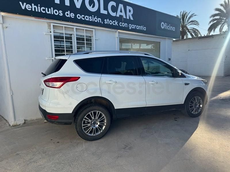 Usado Ford Kuga Titanium S 140 CV (102 kW) 2014 Blanco SUV
