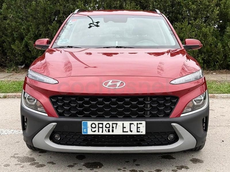 Usado Hyundai Kona 120 CV (88 kW) 2021 Granate SUV