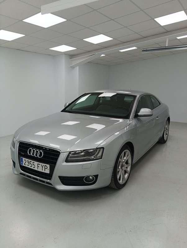 Gris Usado 2008 Audi A5 Coupe | 8990 € (Super precio) - Imagen 1/4