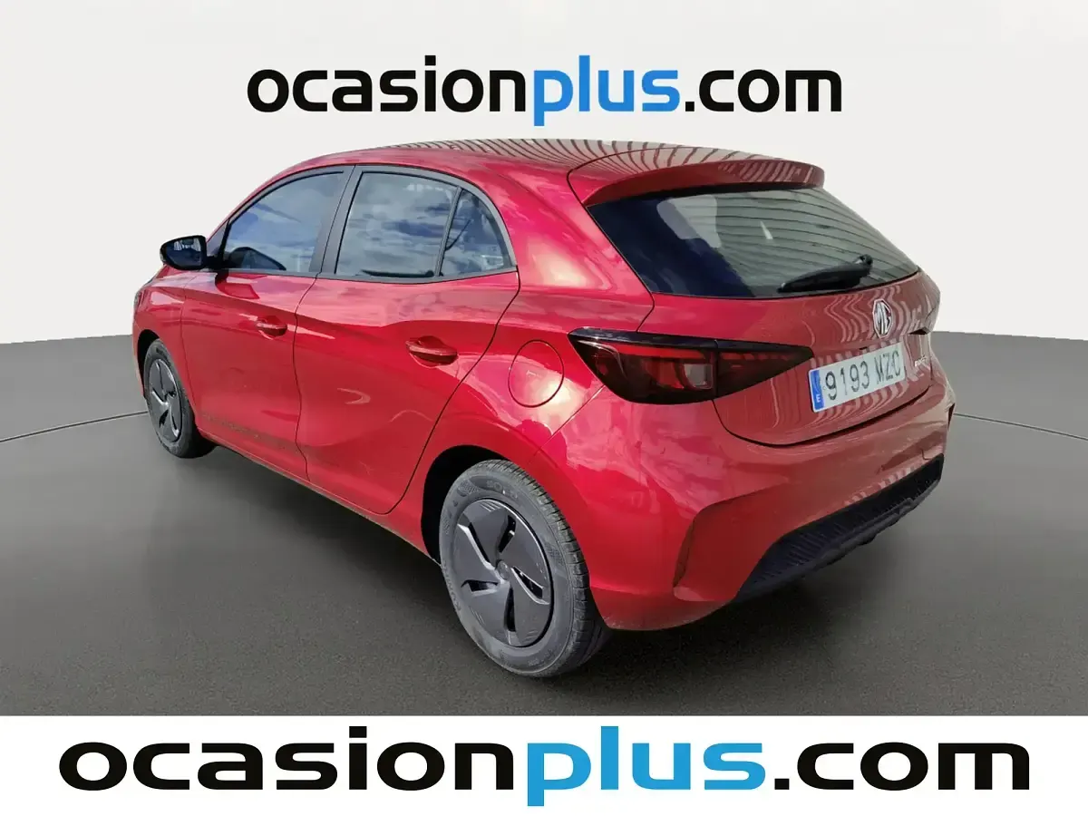 Usado MG MG3 116 CV (85 kW) 2025 Rojo Utilitario