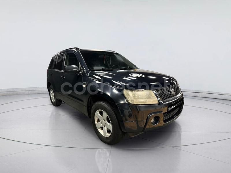 Negro Usado 2007 Suzuki Grand Vitara SUV | 5499 € (Precio justo) - Imagen 1/4