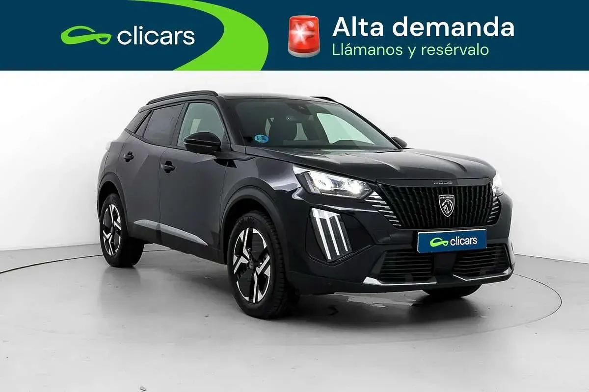 Usado Peugeot 2008 Allure 136 CV (100 kW) 2025 Negro SUV