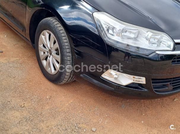 Usado Citroën C5 Business Class 140 CV (102 kW) 2013 Negro Familiar