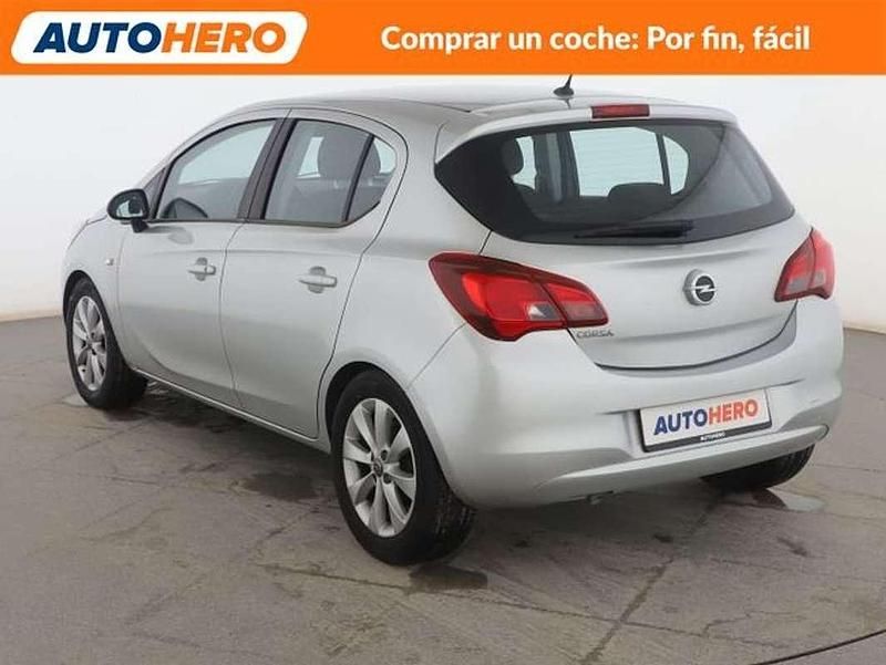 Usado Opel Corsa Selective 90 CV (66 kW) 2018 Gris Utilitario
