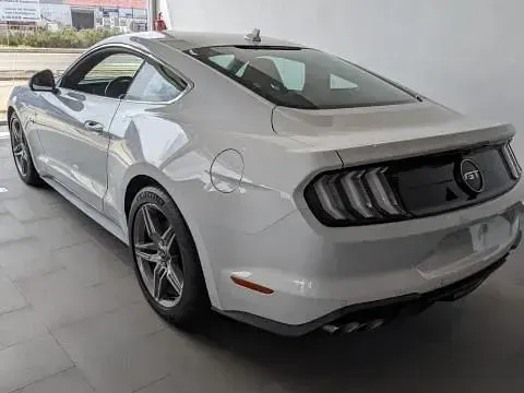 Usado Ford Mustang GT 450 CV (330 kW) 2023 Blanco oxford