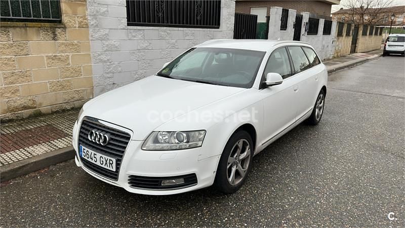 Usado Audi A6 170 CV (125 kW) 2010 Blanco Familiar