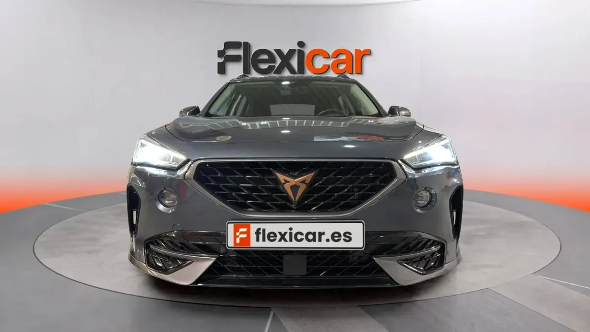 Usado Cupra Formentor 150 CV (110 kW) 2024 Gris SUV