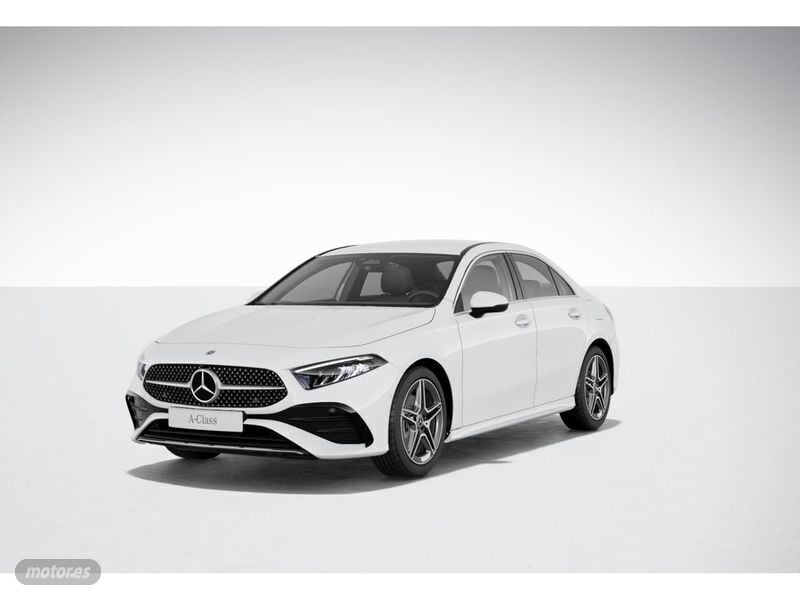 Blanco polar Usado 2024 Mercedes A200 AMG line Berlina | 35.850 € (Precio justo) - Imagen 1/4