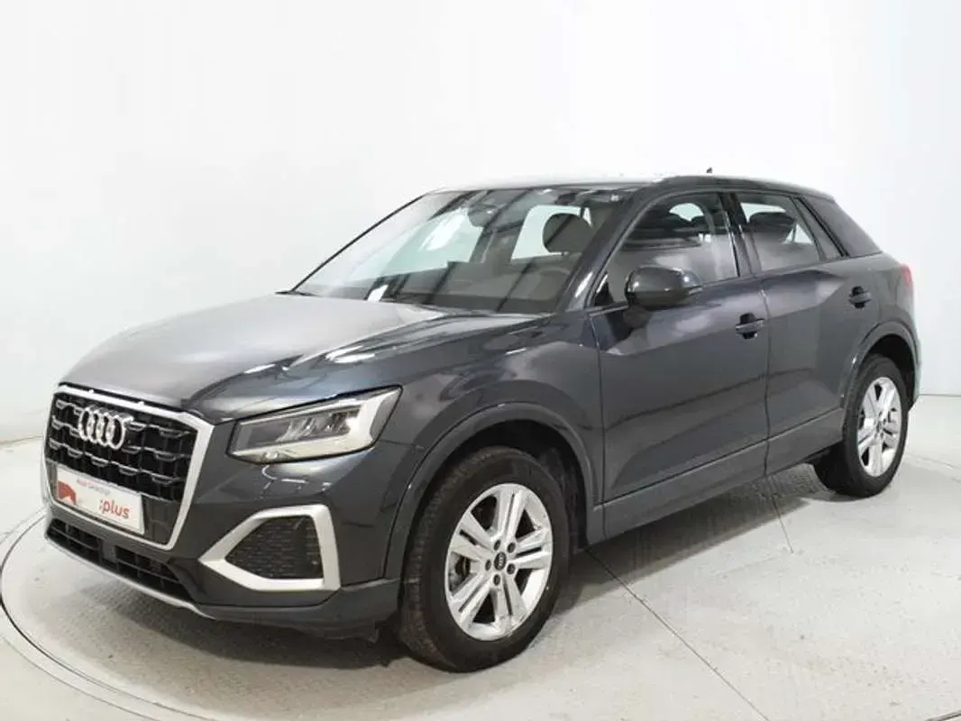 Usado Audi Q2 Advanced 150 CV (110 kW) 2024 Gris SUV