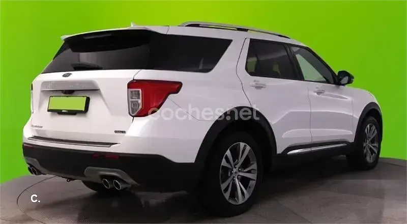 Usado Ford Explorer Platinum 457 CV (336 kW) 2020 Blanco SUV