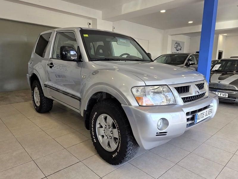 Usado Mitsubishi Montero 160 CV (117 kW) 2004 Gris / plata SUV