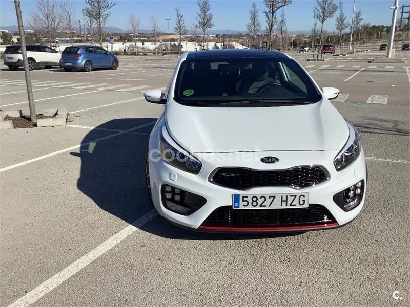 Blanco Usado 2014 Kia ProCeed Utilitario | 16.500 € (Un poco caro) - Imagen 1/4