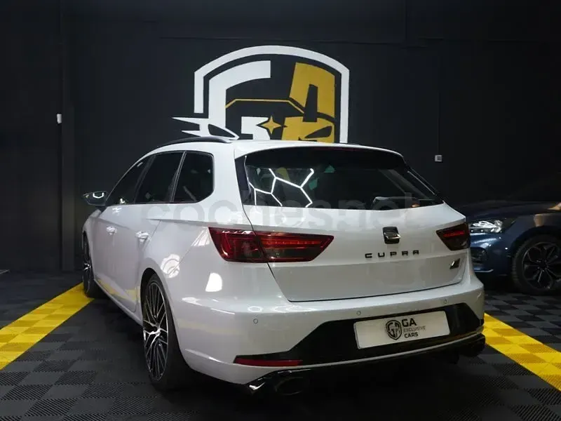 Usado Seat Leon CUPRA 300 CV (220 kW) 2016 Blanco Familiar