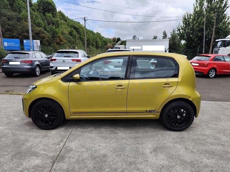 Usado VW up! high up! 60 CV (44 kW) 2016 Amarillo Utilitario