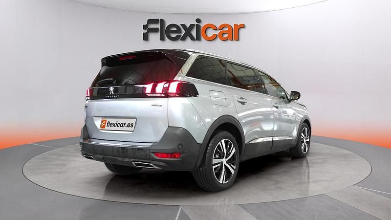 Usado Peugeot 5008 GT 131 CV (96 kW) 2021 Gris SUV
