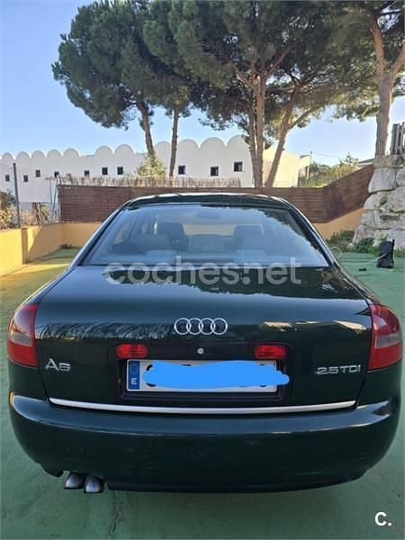 Usado Audi A6 180 CV (132 kW) 2002 Verde Berlina
