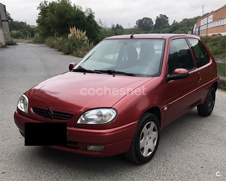Granate Usado 2002 Citroën Saxo Utilitario | 1800 € (Precio justo) - Imagen 1/4