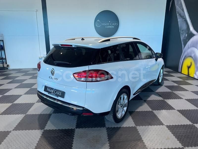 Usado Renault Clio GrandTour LIMITED 90 CV (66 kW) 2018 Blanco Familiar