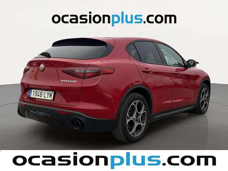 Usado Alfa Romeo Stelvio Sprint 201 CV (147 kW) 2022 Rojo SUV