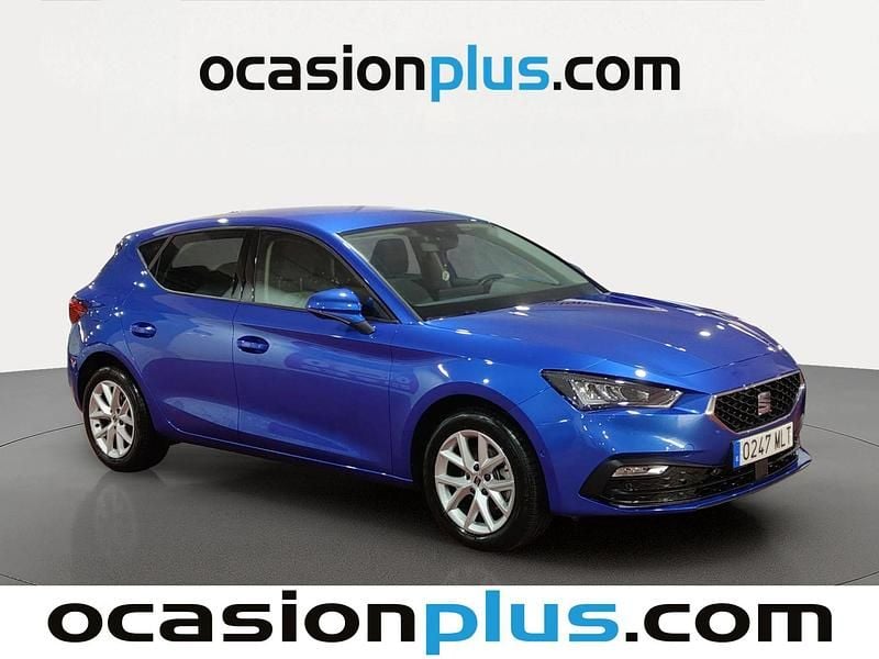 Usado Seat Leon Style 116 CV (85 kW) 2023 Azul Utilitario