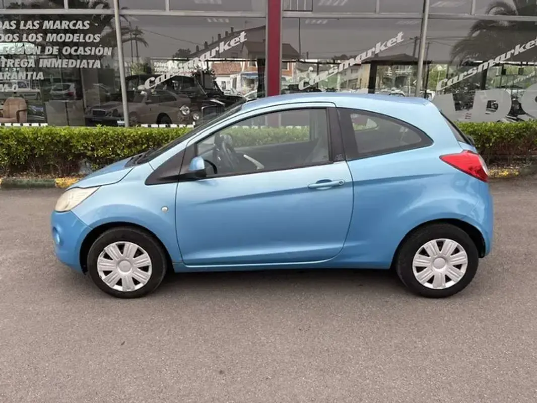 Usado Ford Ka Trend+ 69 CV (50 kW) 2010 Azul Utilitario