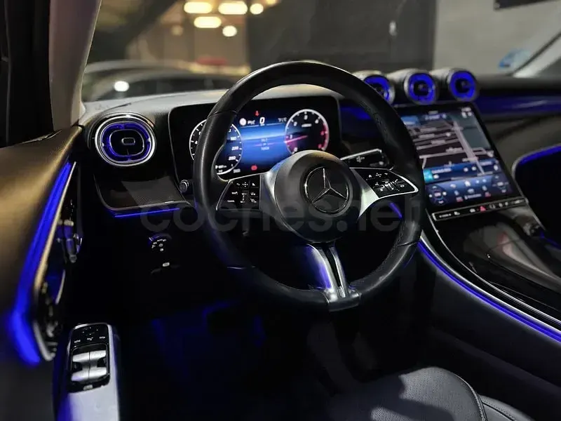 Usado Mercedes GLC220 197 CV (144 kW) 2023 Gris / plata SUV