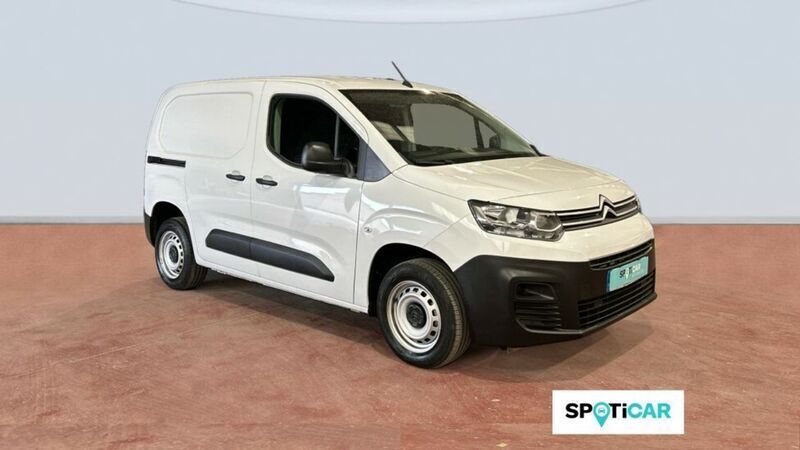 Usado Citroën Berlingo 102 CV (75 kW) 2023 Blanco Monovolumen