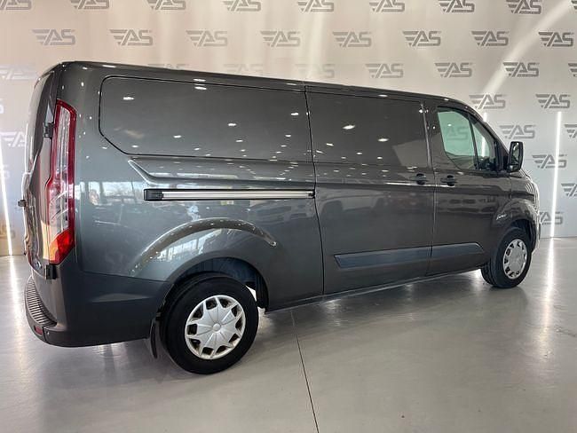 Usado Ford Tourneo Custom Trend 130 CV (95 kW) 2018 Gris Van