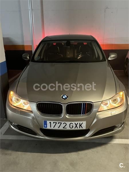 Gris / plata Usado 2010 BMW 318 Berlina | 12.000 € (Un poco caro) - Imagen 1/4