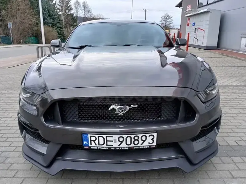 Usado Ford Mustang 314 CV (230 kW) 2017 Coupe