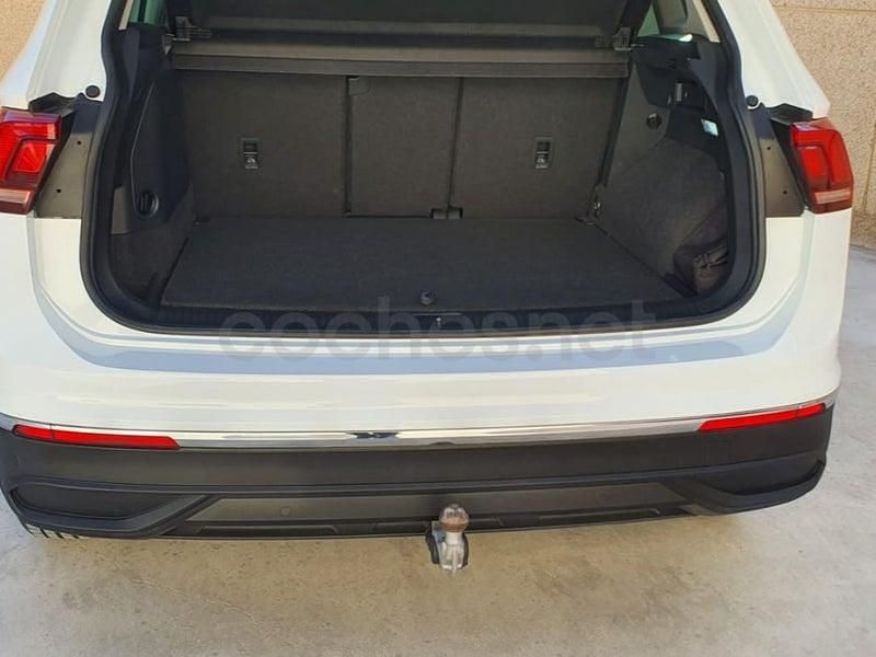 Usado VW Tiguan Life 245 HP (180 kW) 2022 Branco SUV