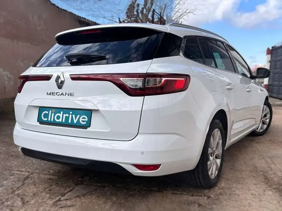 Usado Renault Mégane IV LIMITED 95 CV (69 kW) 2019 Blanco Utilitario