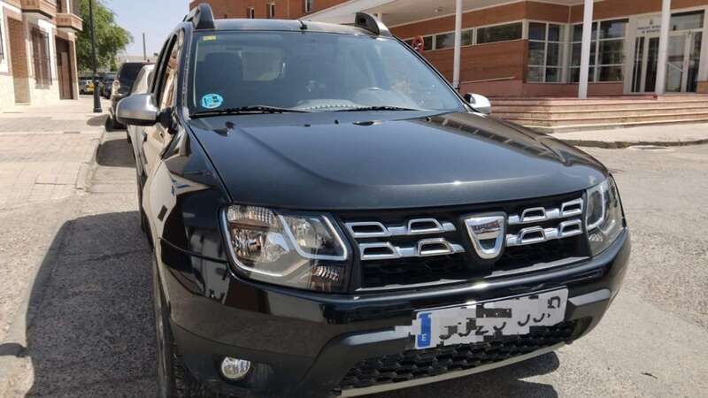Negro Usado 2015 Dacia Duster SUV | 9500 € (Precio justo) - Imagen 1/4