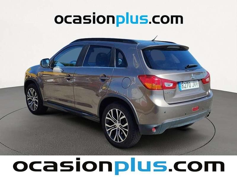 Usado Mitsubishi ASX 117 CV (86 kW) 2016 Amarillo SUV